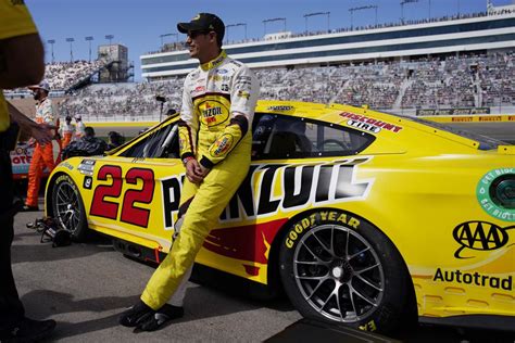 lv sportsline play of the day|NASCAR playoffs at Las Vegas results: Joey Logano earns .